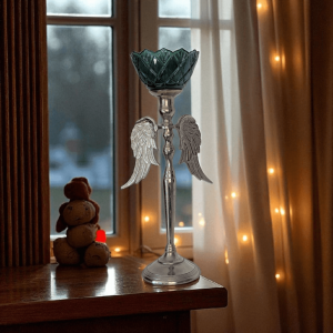 Leuchter mit Engelsflügel