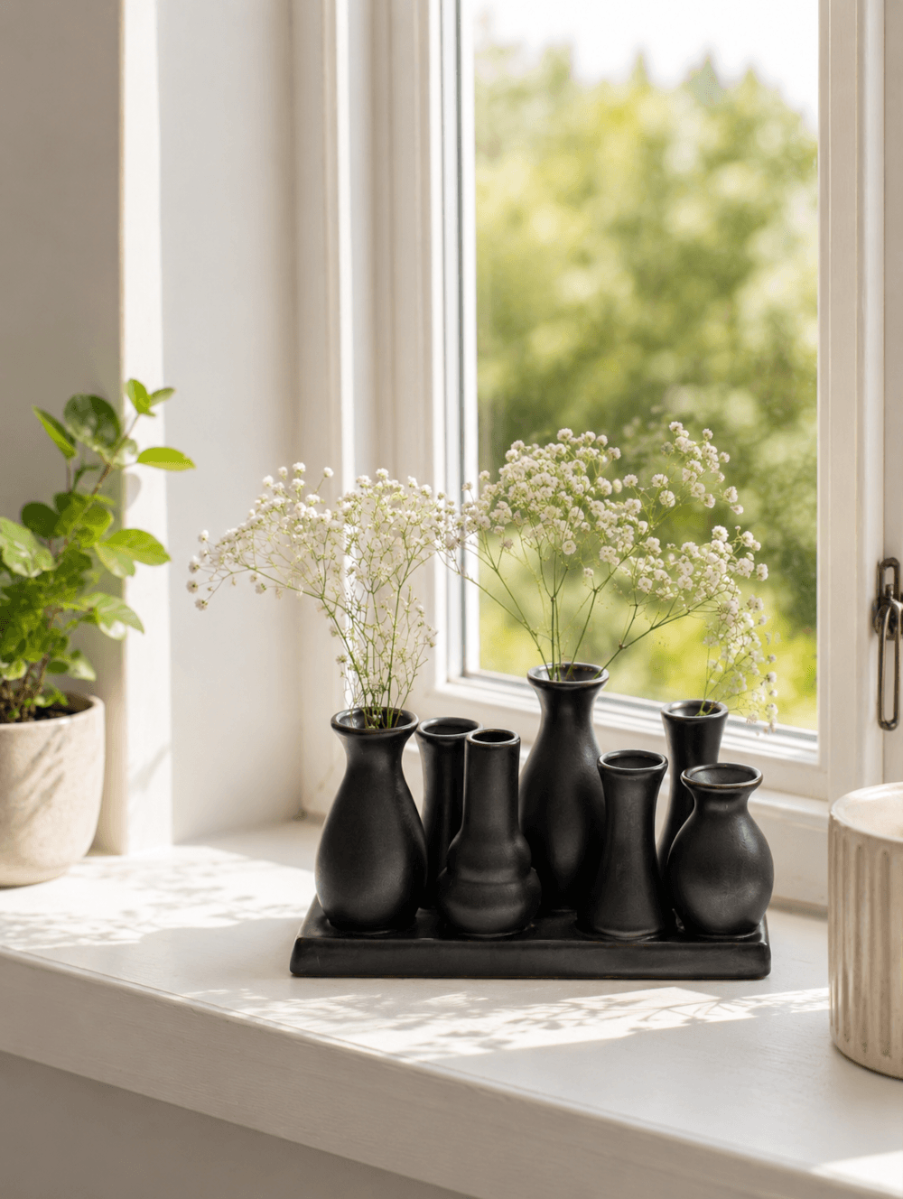 7 Minivasen in Schwarz Metallic